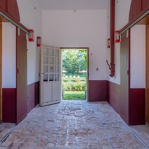Suite à 2 Chambres à Coucher